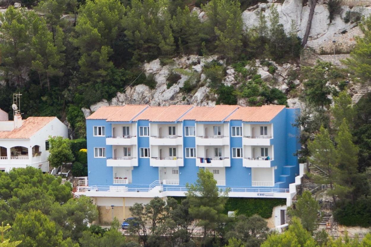 Apartamentos El Rio カラ・ガルダナ エクステリア 写真