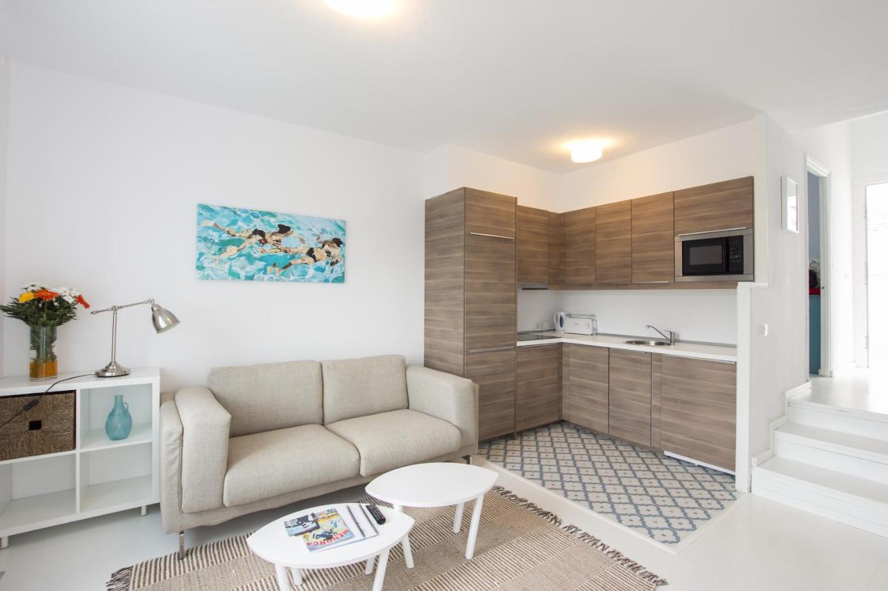 Apartamentos El Rio カラ・ガルダナ エクステリア 写真